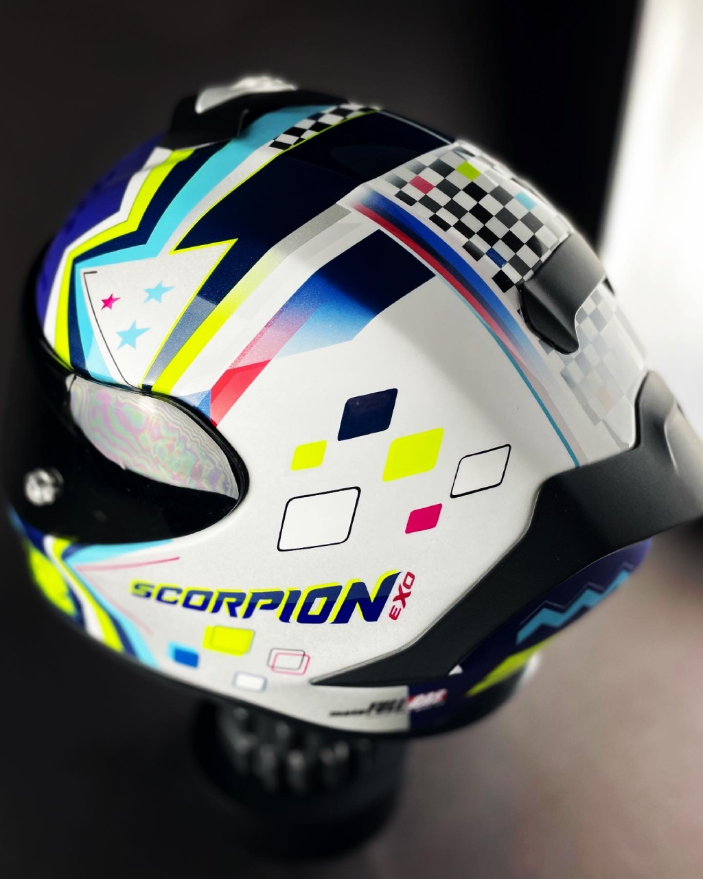 Rezi Pliskova helmet