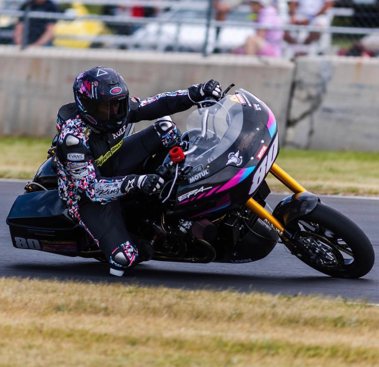Kole King helmet